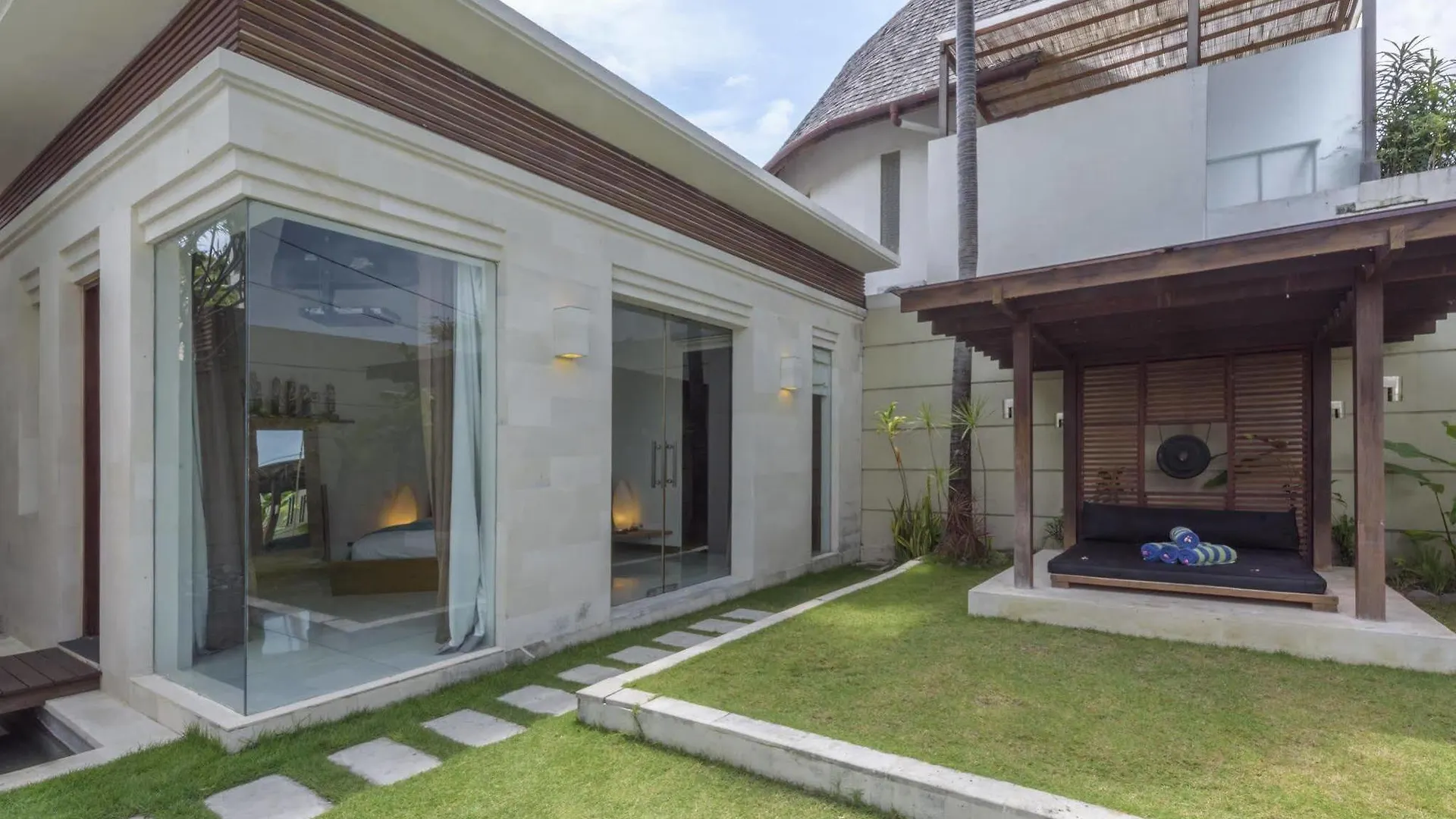 K Villas By Premier Hospitality Asia Seminyak  Seminyak (Bali)