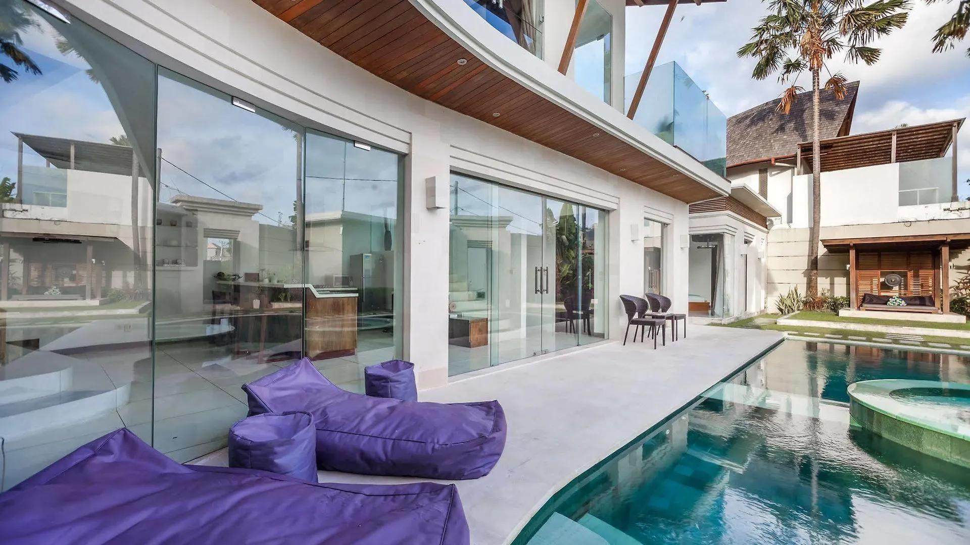 K Villas By Premier Hospitality Asia Seminyak  0*, Seminyak (Bali)